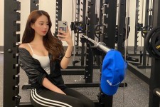 德阳我是一名瑜伽锻练外加兼职模特(我是一名瑜伽锻练外加兼职模特小说)