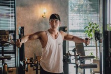 德阳肌肉男模(肌肉男模板)
