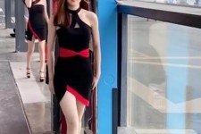 德阳女孩为挣钱在学校兼职当模特的简单介绍