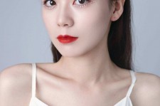 德阳兼职模特要打点模卡吗(兼职做模特要交钱拍模卡)