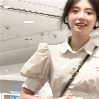 德阳高端纯出女孩雇用(高端名媛定造)奢华游艇豪侈生活月入50W