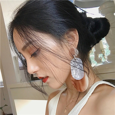 德阳伴游女生张悦然的资料