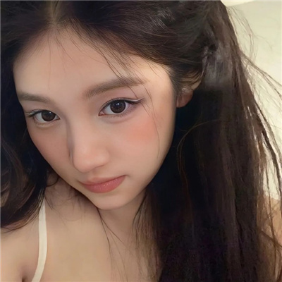 德阳伴游女生张末薇的资料