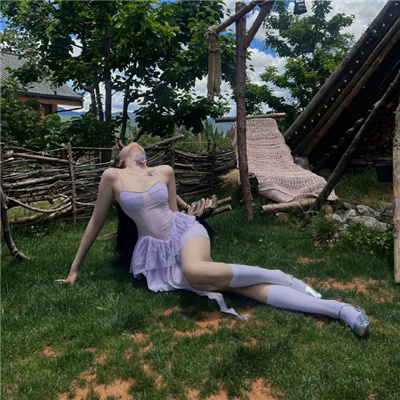 德阳伴游女生计玲珑