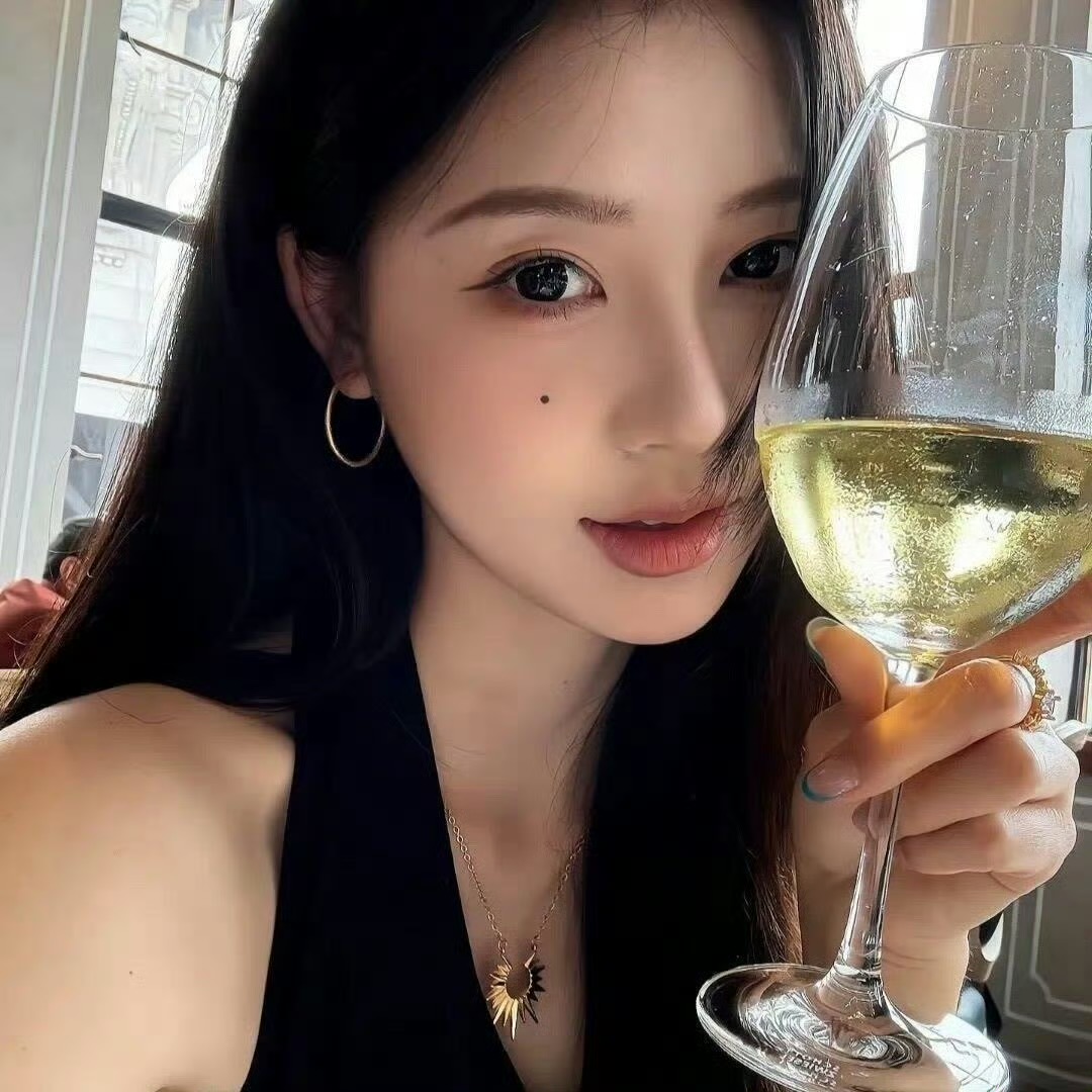德阳伴游女生 | 张诗涵的资料